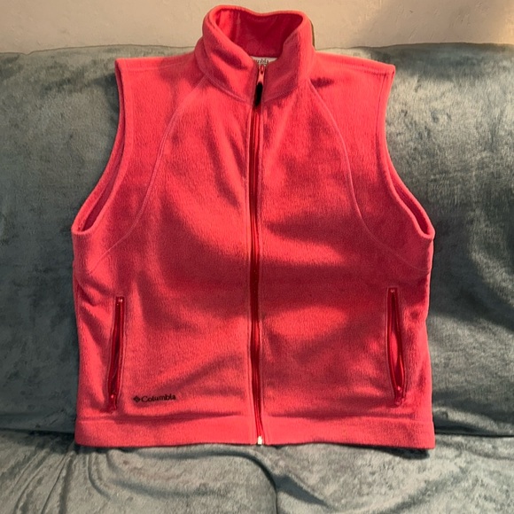 Columbia sportswear company XL women’s pink zippered vest with zip pockets 💕 - Picture 1 of 7